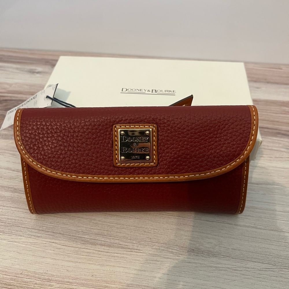 Dooney &Bourke Wallet